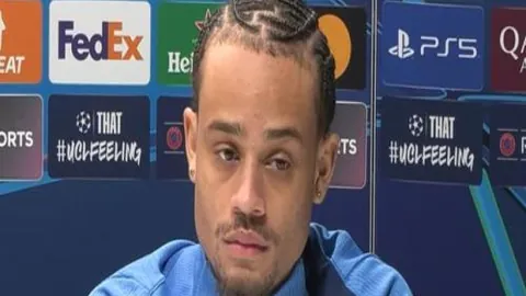 利瓦科维奇点赞防守零失球；姆巴佩展现锋线噩梦实力