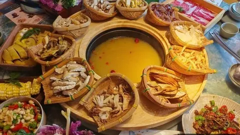 拉塞尔篮球生涯关键伙伴：一窥科比、库追、詹眉、唐斯和华子们的精彩瞬间
